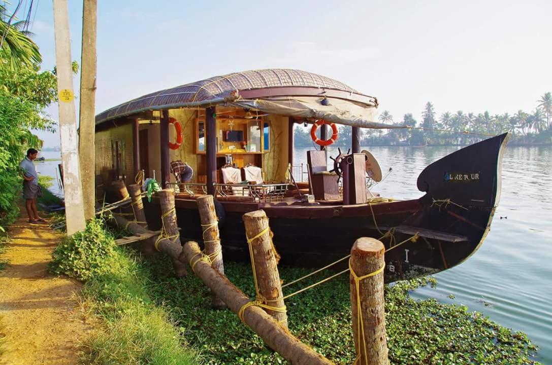 Beach Paradise Day Cruise Houseboat Alappuzha 외부 사진