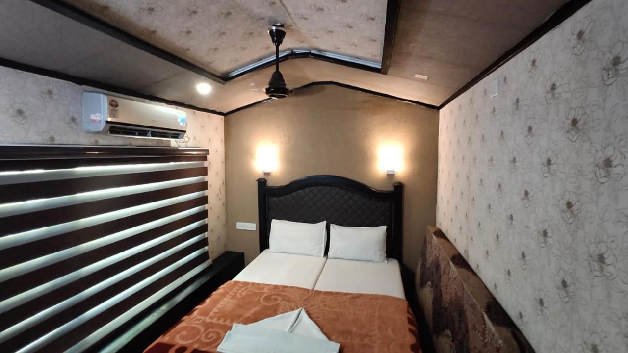 Beach Paradise Day Cruise Houseboat Alappuzha 외부 사진