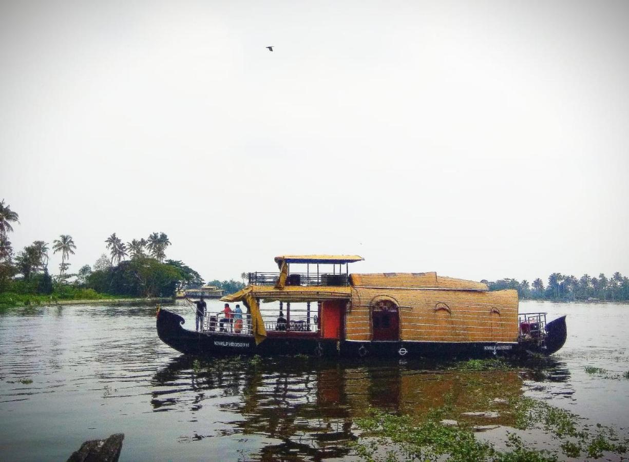 Beach Paradise Day Cruise Houseboat Alappuzha 외부 사진