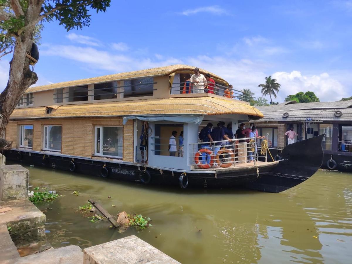 Beach Paradise Day Cruise Houseboat Alappuzha 외부 사진
