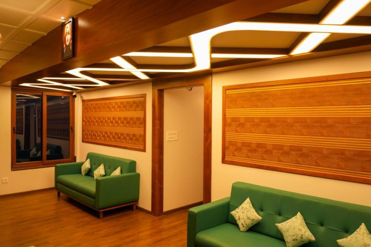 Beach Paradise Day Cruise Houseboat Alappuzha 외부 사진